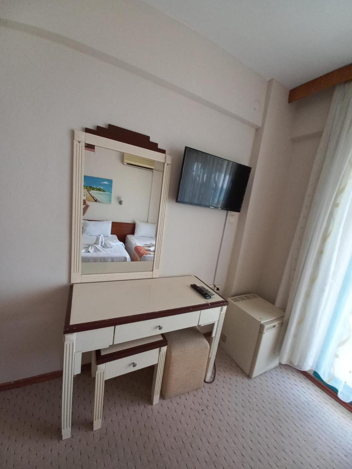 Efsane Hotel Дидим Екстериор снимка